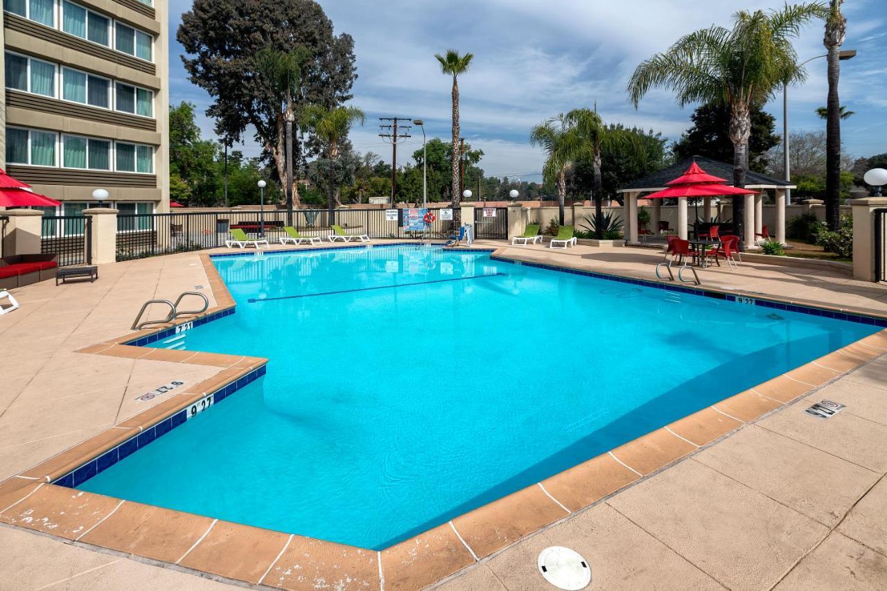 Holiday Inn West Covina, An Ihg Hotel Экстерьер фото